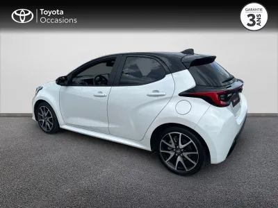 TOYOTA Yaris 116h Collection 5p MY21 occasion 2022 - Photo 2