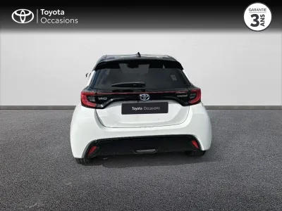 TOYOTA Yaris 116h Collection 5p MY21 occasion 2022 - Photo 4
