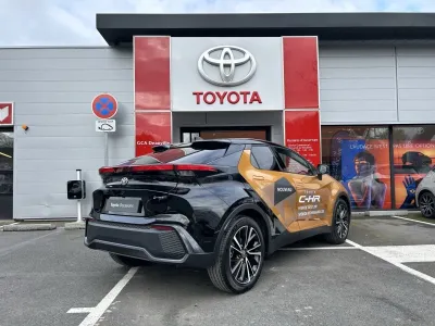 TOYOTA C-HR 2.0 200ch Collection Premiere occasion 2024 - Photo 3