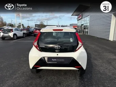 TOYOTA Aygo 1.0 VVT-i 72ch x-play 5p MY20 occasion 2020 - Photo 4