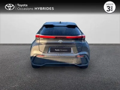 TOYOTA C-HR 1.8 140ch Design Pack Confort occasion 2024 - Photo 4
