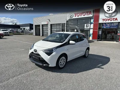 TOYOTA Aygo 1.0 VVT-i 72ch x-play 5p MY20 occasion 2021 - Photo 1