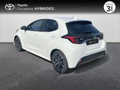 TOYOTA Yaris 116h Design 5p MY22 occasion 2022 - Photo 2
