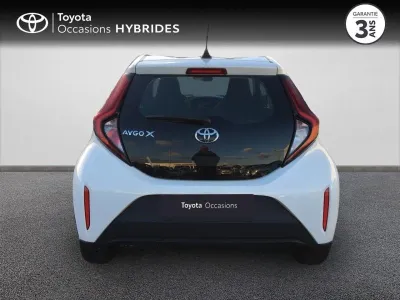 TOYOTA Aygo X 1.0 VVT-i 72ch Dynamic occasion 2022 - Photo 4