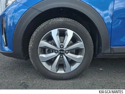 KIA Stonic 1.0 T-GDi 100ch Active DCT7 occasion 2023 - Photo 4
