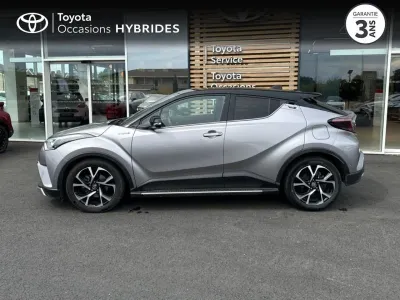 TOYOTA C-HR 122h Graphic 2WD E-CVT RC18 occasion 2017 - Photo 3