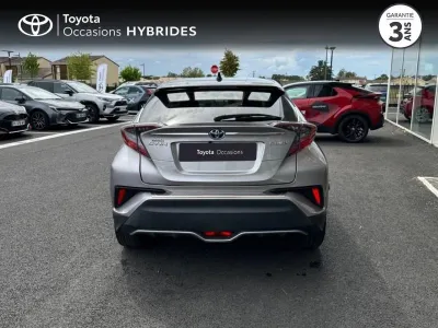 TOYOTA C-HR 122h Graphic 2WD E-CVT RC18 occasion 2017 - Photo 4