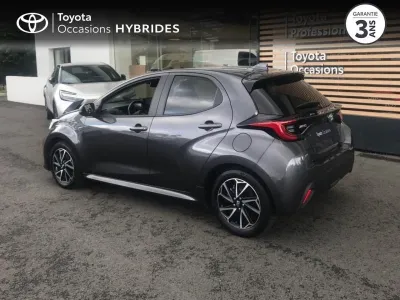 TOYOTA Yaris 116h Design 5p MY22 occasion 2022 - Photo 2