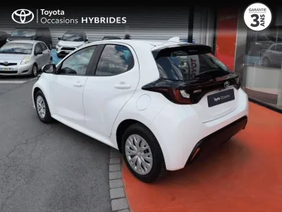 TOYOTA Yaris 116h Dynamic 5p MY22 occasion 2022 - Photo 2