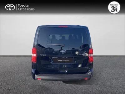 TOYOTA PROACE Combi Long 2.0 140 D-4D Dynamic Confort MC22 occasion 2023 - Photo 4