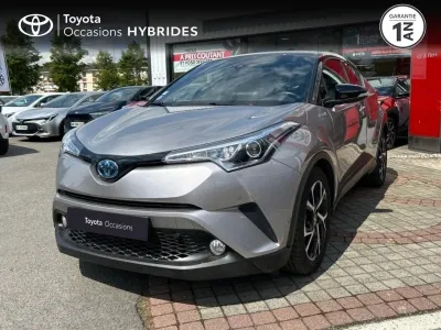 TOYOTA C-HR 122h Graphic 2WD E-CVT occasion 2017 - Photo 1