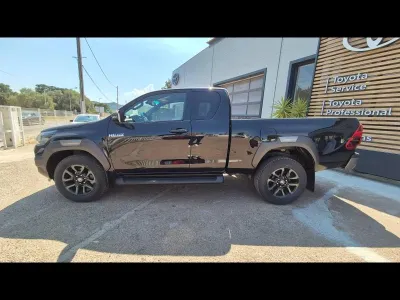 TOYOTA Hilux 2.8 D-4D X-Tra Cabine Invincible 4WD RC23 occasion 2025 - Photo 4