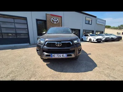 TOYOTA Hilux 2.8 D-4D X-Tra Cabine Invincible 4WD RC23 occasion 2025 - Photo 1