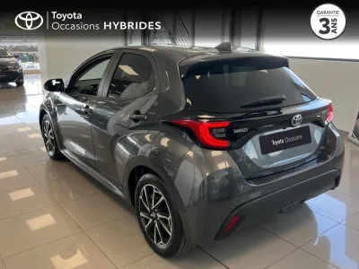 TOYOTA Yaris 116h Design 5p MY21 occasion 2022 - Photo 2
