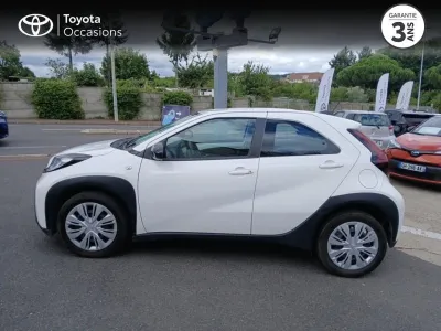 TOYOTA Aygo X 1.0 VVT-i 72ch Dynamic occasion 2022 - Photo 3