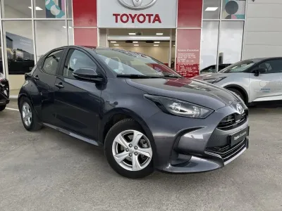 TOYOTA Yaris 116h Dynamic 5p MY22 occasion 2022 - Photo 2