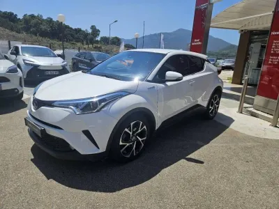 TOYOTA C-HR 122h Edition 2WD E-CVT occasion 2019 - Photo 3