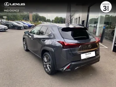 LEXUS UX 300h F SPORT Design 2WD occasion 2025 - Photo 2