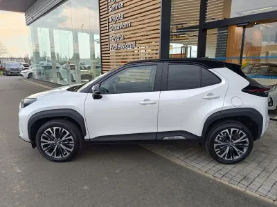 TOYOTA Yaris Cross 130h Collection MC24 occasion 2025 - Photo 2