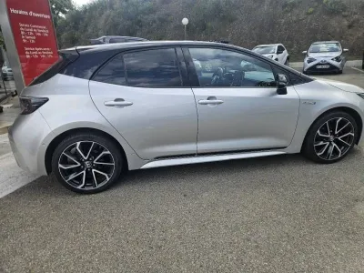 TOYOTA Corolla 122h Collection MY21 occasion 2022 - Photo 2