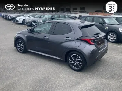 TOYOTA Yaris 116h Design 5p MY22 occasion 2021 - Photo 2