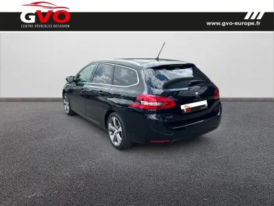 PEUGEOT 308 SW 1.5 BlueHDi 130ch S&S Allure occasion 2020 - Photo 2