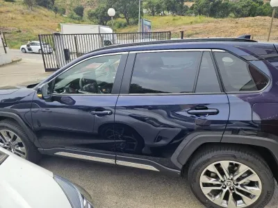 TOYOTA RAV4 2.5 Hybride 218ch Lounge 2WD MY24 occasion 2025 - Photo 4