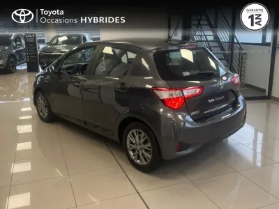 TOYOTA Yaris 100h Dynamic 5p occasion 2017 - Photo 2