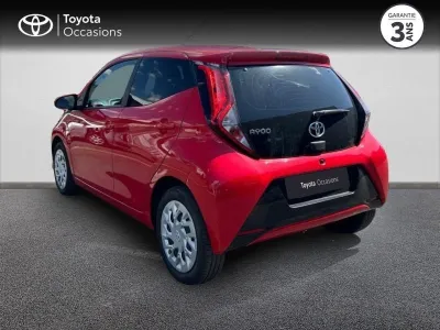 TOYOTA Aygo 1.0 VVT-i 72ch x-play 5p occasion 2019 - Photo 2