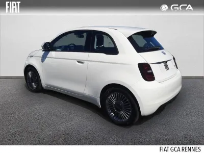 FIAT Nouvelle 500 Berline MY22 Icône berline 42 kWh occasion 2023 - Photo 2
