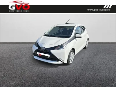 TOYOTA Aygo 1.0 VVT-i 69ch x-play 5p occasion 2016 - Photo 1
