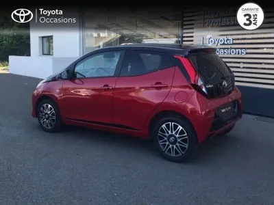 TOYOTA Aygo 1.0 VVT-i 72ch x-clusiv zen série 5p MY20 occasion 2021 - Photo 2