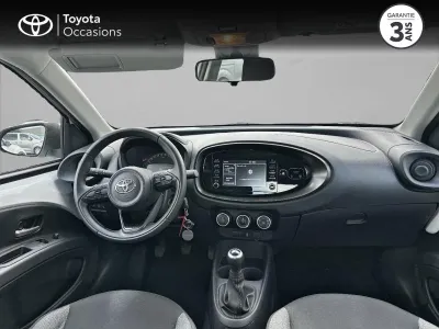TOYOTA Aygo X 1.0 VVT-i 72ch Dynamic occasion 2022 - Photo 4