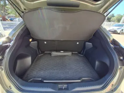 TOYOTA Yaris Cross 116h Design AWD-i MY22 occasion 2022 - Photo 2