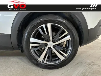 PEUGEOT 3008 1.5 BlueHDi 130ch E6.c Allure S&S occasion 2019 - Photo 4
