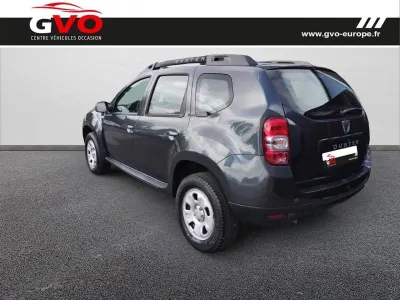DACIA Duster 1.5 dCi 90ch Lauréate 4X2 Euro6 occasion 2015 - Photo 2