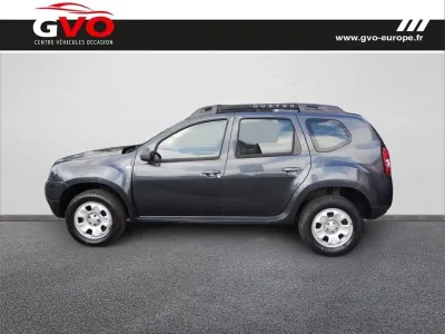 DACIA Duster 1.5 dCi 90ch Lauréate 4X2 Euro6 occasion 2015 - Photo 3