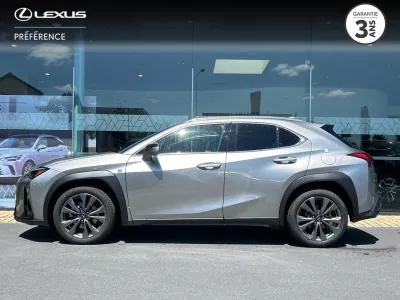 LEXUS UX 300h F SPORT Design 2WD occasion 2024 - Photo 3