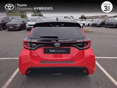 TOYOTA Yaris 116h Première 5p occasion 2020 - Photo 4