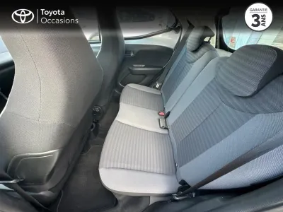 TOYOTA Aygo 1.0 VVT-i 72ch x-play 5P MY19 occasion 2020 - Photo 4