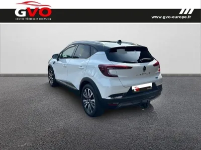 RENAULT Captur 1.6 E-Tech Plug-in 160ch Initiale Paris occasion 2021 - Photo 2