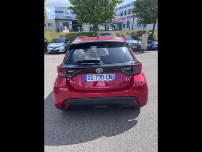 TOYOTA Yaris 116h Design 5p MY21 occasion 2022 - Photo 3