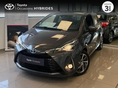 TOYOTA Yaris 100h Chic 5p RC18 occasion 2018 - Photo 1