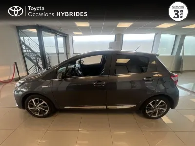 TOYOTA Yaris 100h Chic 5p RC18 occasion 2018 - Photo 3