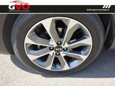 KIA Stonic 1.0 T-GDi 120ch MHEV Premium DCT7 occasion 2020 - Photo 4