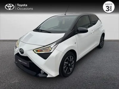 TOYOTA Aygo 1.0 VVT-i 72ch x-night 5p MY21 occasion 2021 - Photo 1