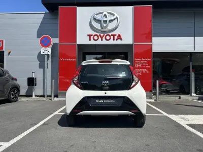 TOYOTA Aygo 1.0 VVT-i 72ch x-play x-shift 5p occasion 2019 - Photo 4