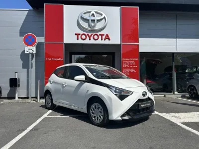 TOYOTA Aygo 1.0 VVT-i 72ch x-play x-shift 5p occasion 2019 - Photo 3