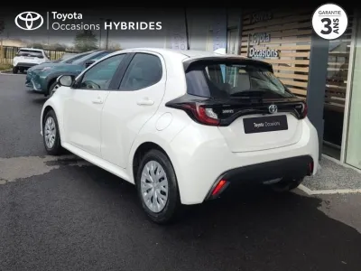 TOYOTA Yaris 116h Dynamic 5p MC24 occasion 2023 - Photo 2