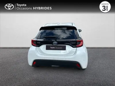 TOYOTA Yaris 116h Design 5p MY22 occasion 2023 - Photo 4